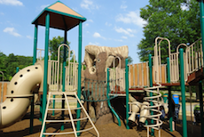 休日は子供と公園へ